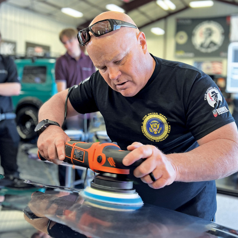 Renny Doyle Series Geared Dual-Action Polisher Europe